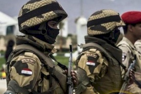 الجيش المصري يوقف "داعمين للإرهاب"