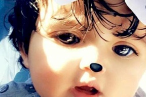 صور| قصة مأساوية .. هذه الطفلة الجميلة توقف قلبها 13 مرة!