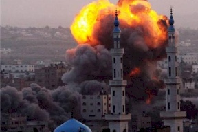 الاحتلال يقصف غزة