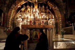 كنيسة القيامة تواصل إغلاقها لليوم الثاني 