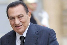 كيف رد حسني مبارك على شائعة وفاته؟