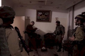 الاحتلال يأخذ قياسات منزل منفذ عملية القدس