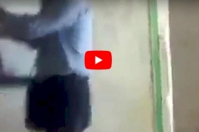 شاهد/ طالب عربي يفتح رأس معلم !