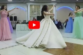 فيديو/ عروس ترقص على يا ليلي ويا ليلة..تُثير الاعجاب