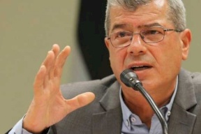 قراقع: نأمل محاكمة اسرائيل 