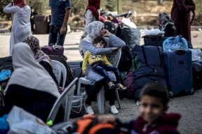 مصر تفتح معبر رفح استثنائياً لعودة العالقين في مطار القاهرة