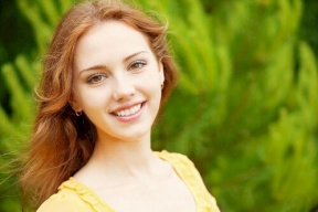 لابتسامة جميلة.. 5 طرق للإخفاء خطوط الفم والوجه المزعجة