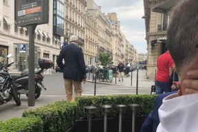صور وشبهات تلاحق كيري.. هل اجتمع مع إيرانيين في باريس؟