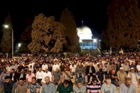 40 ألفًا يؤدون صلاة الفجر في الأقصى