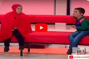 شاهد/ هذا الرجل... كلما تقدمت السنوات صغر حجمه