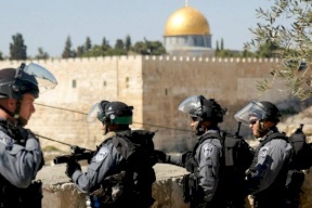 القدس/ الاحتلال يواصل فرض تشديداته