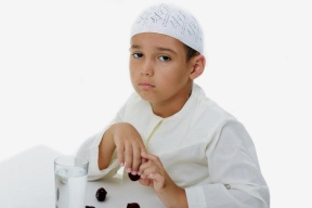 متى تمنعين طفلك من الصيام؟