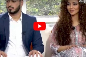 شاهد/ ماذا فعل شاب بمذيع العربية على الهواء !