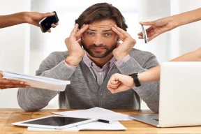 ضغوط العمل أكثر فتكا بالرجال من النساء!