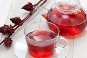 فوائد لمشروب الكركديه على مائدتك في رمضان