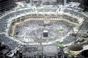 مليونا مصلٍ بالحرم المكي ليلة 27 رمضان: اللهم حرر الأقصى
