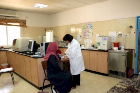 تجميد قرار إغلاق مشفى الهلال الأحمر في طولكرم