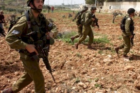 الاحتلال يطرد 16 عائلة فلسطينية بالأغوار