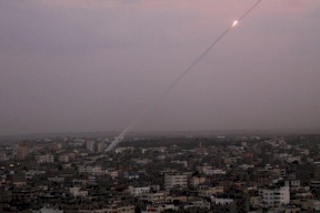 المقاومة ترد على قصف الاحتلال لغزة بـ12 صاروخا