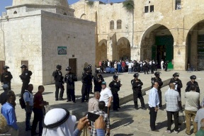 وزير الزراعة الإسرائيلي يقتحم "الأقصى" 