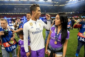 بالصور.. لحظات لا تنسى لرونالدو بقميص ريال مدريد