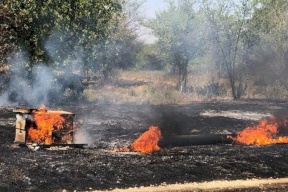 13 حريقا في غلاف غزة منذ الصباح بفعل البالونات الحارقة