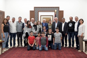 الرئيس يستقبل عهد التميمي 