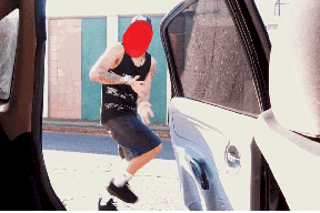 ماذا حكمت المحكمة على راقصين "كيكي" برام الله ؟