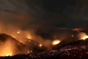 اندلاع 39 حريقا في أنحاء الولايات المتحدة وكاليفورنيا الأسوأ