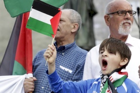 ثمانية قرارات جديدة لصالح فلسطين