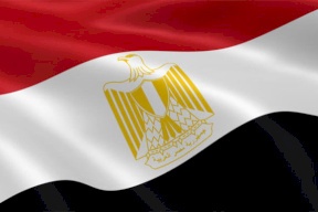 مصر تدرس تقليص ساعات وأيام العمل