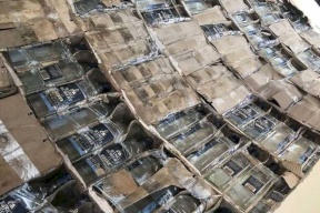 إحباط تهريب 9 آلاف زجاجة خمر للسعودية "بطريقة جهنمية"