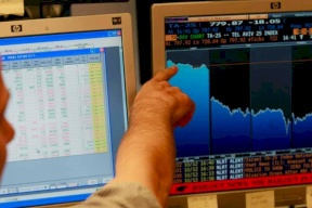 كيف تعرف أن هاتفك مخترق من قراصنة؟