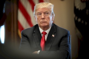 60% من الأميركيين يؤيدون عزل ترمب