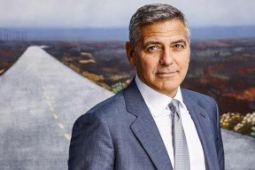 الخادمة الشخصية للنجم العالمي جورج كلوني تفضحه!