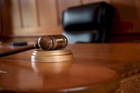 قضاة المحكمة العليا يتقدمون باستقالة جماعية.