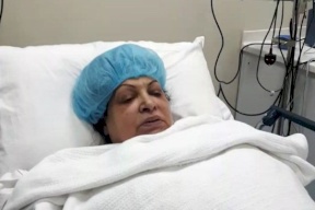 الفنانة الكويتية أمل عباس تطلب مساعدة مادية من جمهورها بسبب وضعها الصحي الحرج
