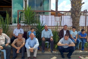 محررون يواصلون الاضراب رفضاً لقطع رواتبهم