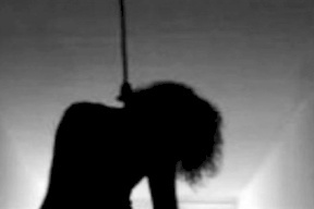 العثور على جثة فتاة مشنوقة داخل احد المنازل في قلقيلية