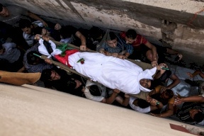 غزة تُشيع جثمان الشهيد كلاب