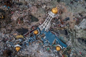 زلزال سبق "الوحش" كان المنقذ لكثير من الإندونيسيين