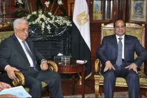 صحيفة: الرئيس هدد المصريين بحل السلطة الفلسطينية