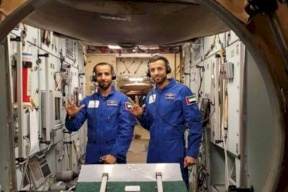 عربيان صعدا إلى الفضاء.. والثالث على الطريق