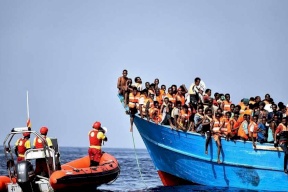 اليونان تنعى "بطل بحر إيجه".. منقذ آلاف اللاجئين