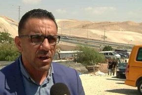 الاحتلال يمدد اعتقال محافظ القدس