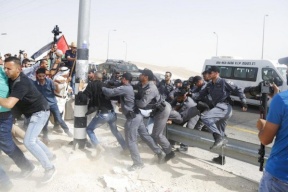 نتنياهو: سيتم إخلاء خان الأحمر والكابينيت سيقرر الموعد