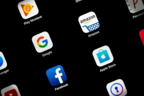 تبادل البيانات عبر تطبيقات الهواتف خرج عن السيطرة