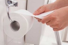 أطباء يحذرون من ورق الحمّام