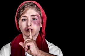 "البيت" قاتل النساء الأول.. 6 يقتلن كل ساعة على يد قريب