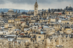 معركة القدس ...استدعاء وزيرها ونائب المحافظ للتحقيق